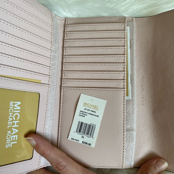 Mk Bag and Wallet Set - Picture 9 of 9